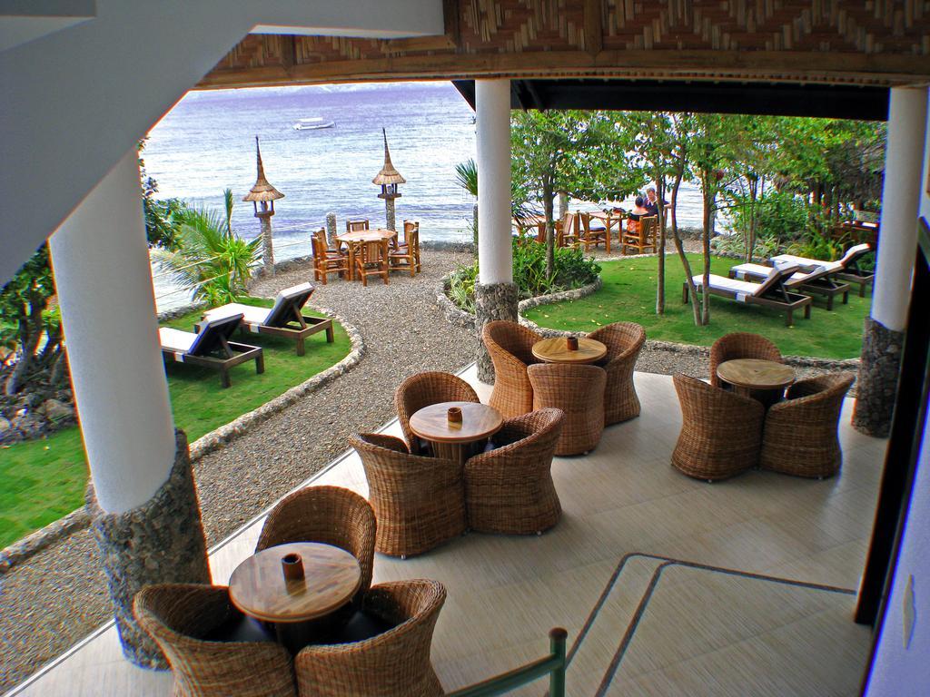 Dolphin House Resort Moalboal Eksteriør bilde