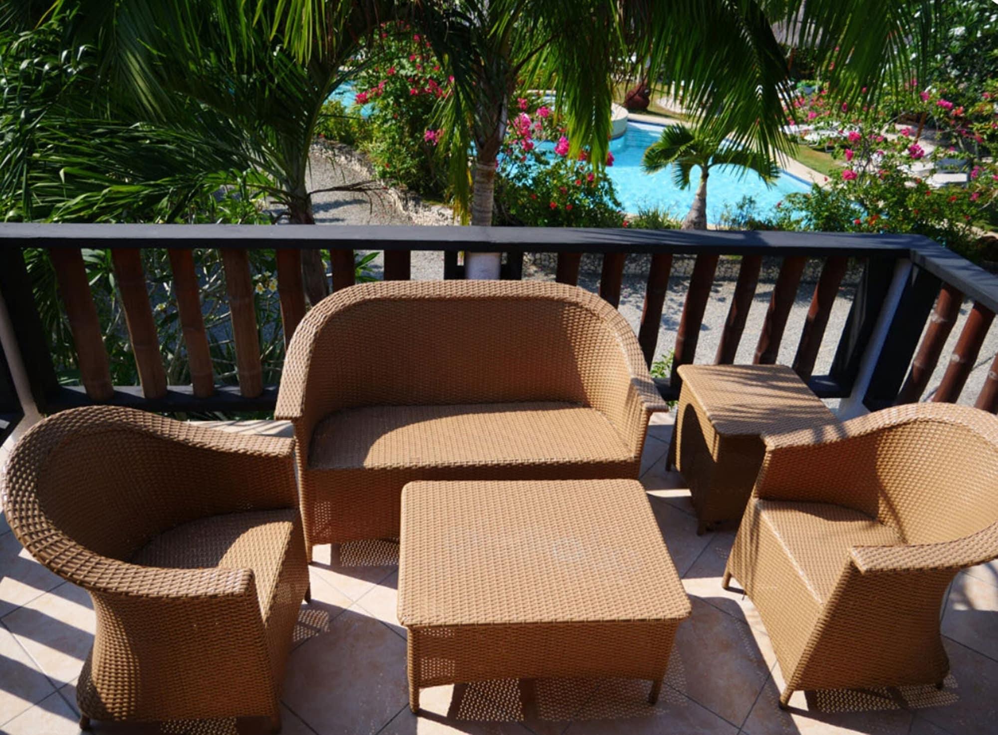 Dolphin House Resort Moalboal Eksteriør bilde