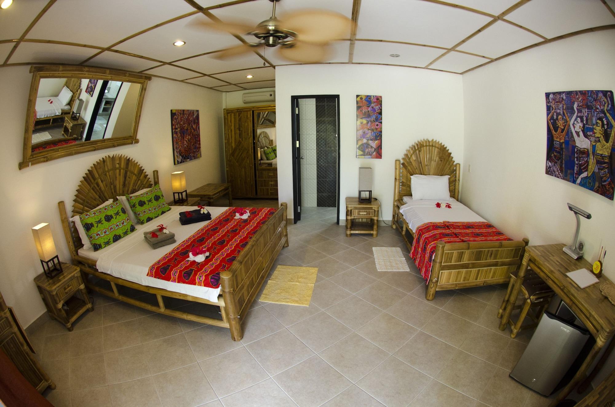 Dolphin House Resort Moalboal Eksteriør bilde