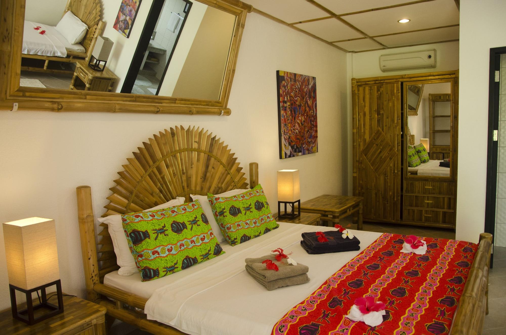 Dolphin House Resort Moalboal Eksteriør bilde