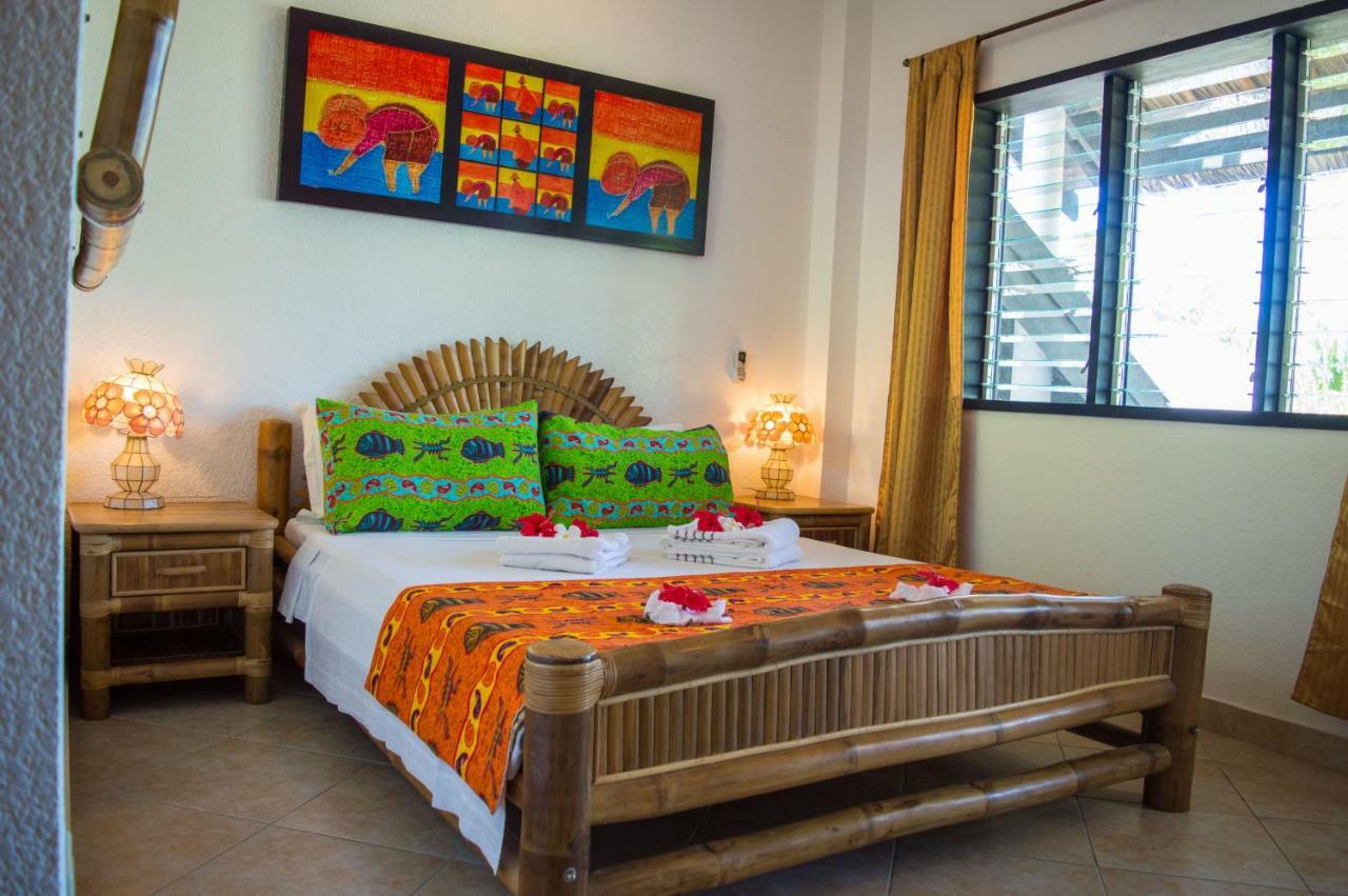 Dolphin House Resort Moalboal Eksteriør bilde