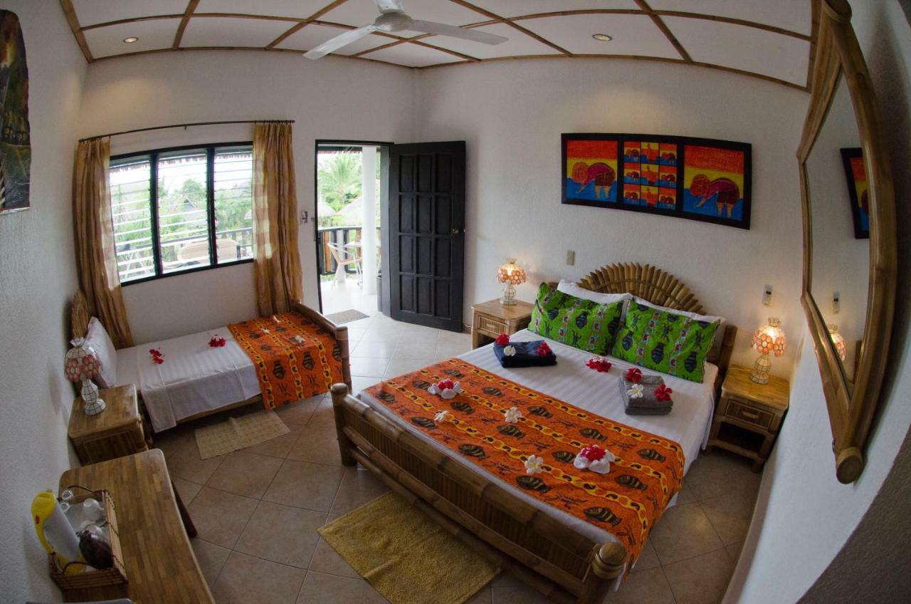 Dolphin House Resort Moalboal Eksteriør bilde