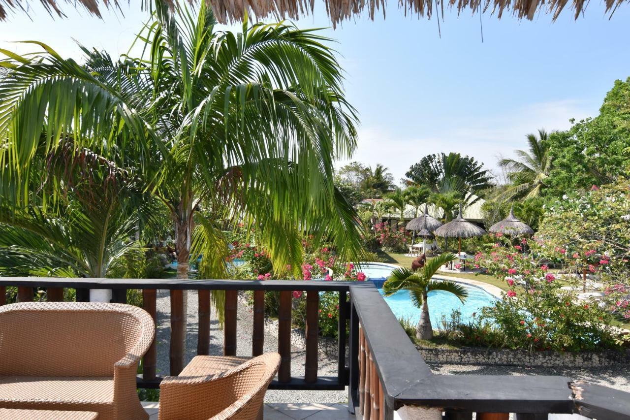 Dolphin House Resort Moalboal Eksteriør bilde
