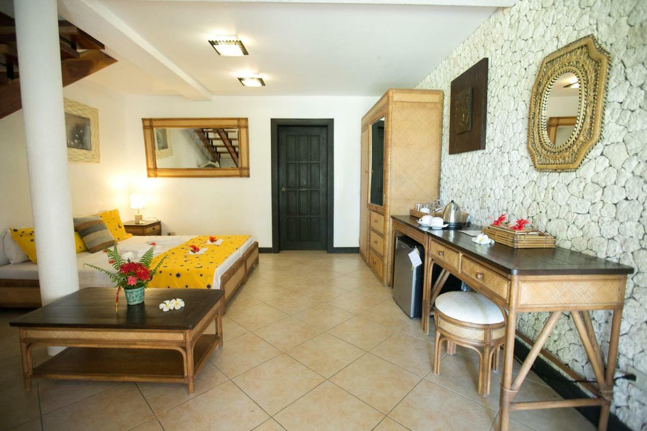Dolphin House Resort Moalboal Eksteriør bilde